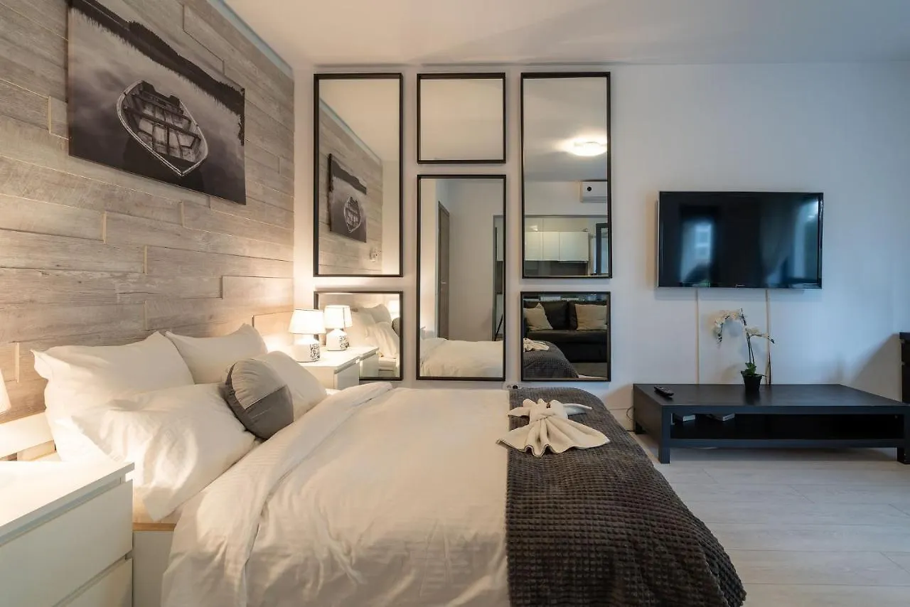 21 Residence Studio Bucharest Romania