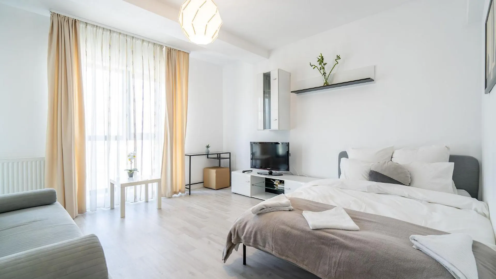 21 Residence Studio Bucharest Apartment